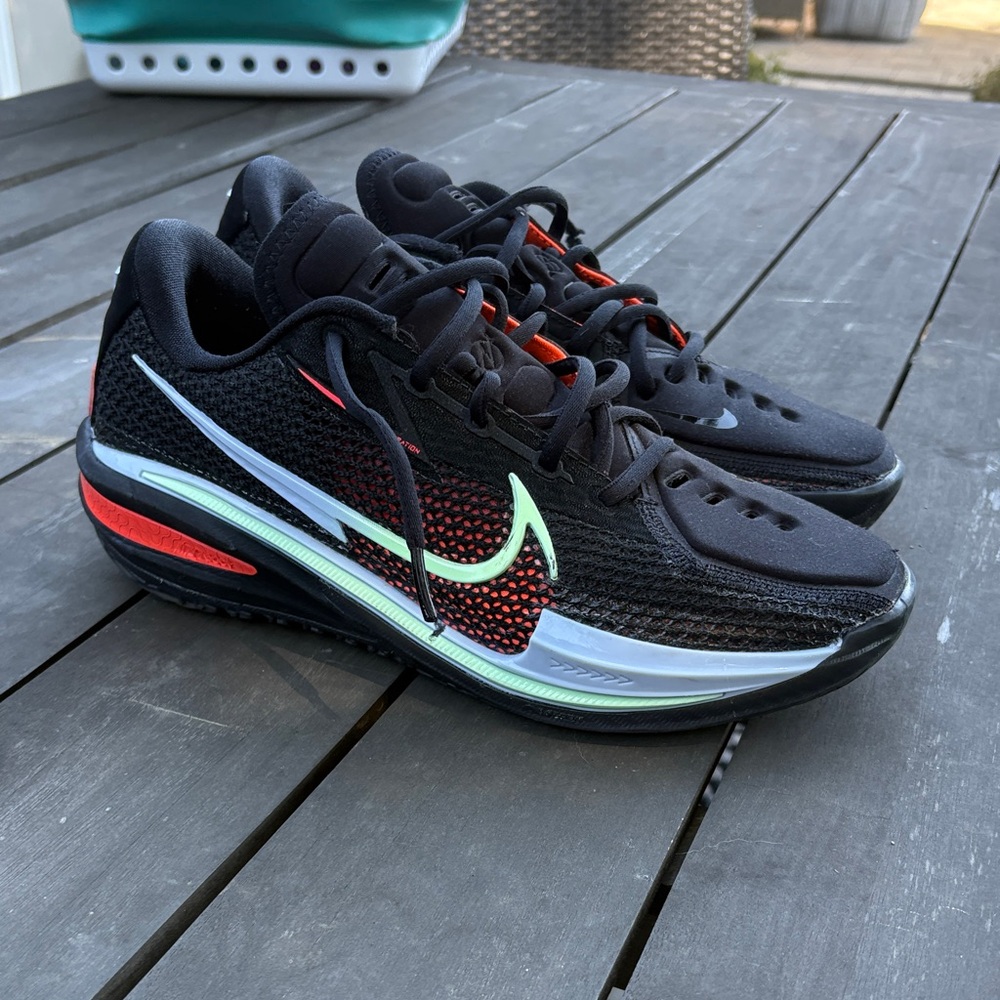 Nike Air Zoom G.T. CUT Black Ghost Hyper Crimson Green basketball shoes, 7.5 men